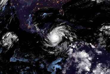 ¡SÉPALO! El huracán Iota pierde fuerza este #17Nov tras causar graves daños en Nicaragua