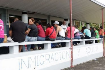 ¡ALERTA! Denuncian que Trinidad y Tobago habría deportado a 160 venezolanos tras pasar 60 días detenidos (30 serían menores de edad)