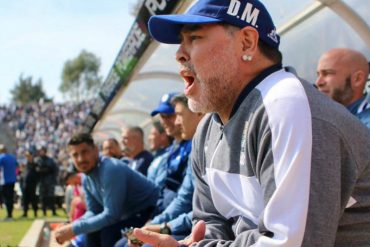 ¡ENTÉRESE! Abogado de Maradona revela que el exfutbolista continúa sedado tras episodio de confusión por un cuadro de abstinencia