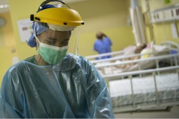 ¡DOLOROSO! Médicos Unidos de Venezuela reporta siete muertes de trabajadores de la salud con criterios para COVID-19: Cinco eran médicos cirujanos