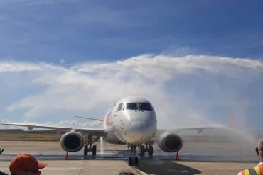 ¡VEA! Celebran la llegada a Margarita del primer vuelo autorizado por el régimen tras varios meses de cierre (+Reacciones)