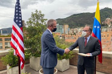 ¡ENTÉRE! Julio Borges recibió las cartas credenciales de James Story como embajador de EEUU para Venezuela: “Vamos a seguir luchando”