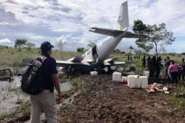 ¡SÉPALO! Honduras incautó una narcoaeronave cargada con cocaína supuestamente procedente de Venezuela