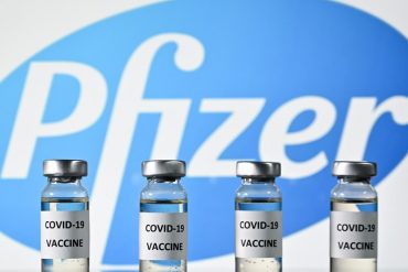 ¡SÉPALO! Pfizer inicia pruebas con una tercera dosis de su vacuna contra las nuevas variantes del covid-19