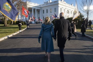 ¡LE DECIMOS! “Caótico”: el operativo de la Casa Blanca para alistar en 5 horas la residencia para la nueva pareja presidencial