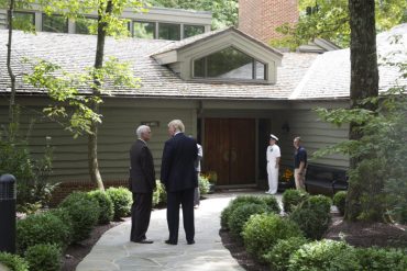 ¡ENTÉRESE! NBC asegura que Trump abandonará la Casa Blanca este fin de semana y se irá a la residencia de Camp David