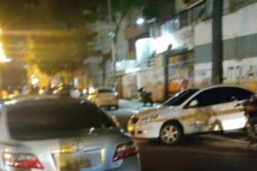 ¡LE CONTAMOS! Cicpc se enfrentó este #21Ene a secuestradores en la avenida Libertador de Caracas: un presunto delincuente ultimado y otros dos huyeron