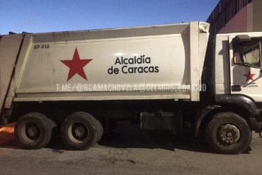 ¡SEPA! Detuvieron a hombres que usaban camión de la Alcaldía de Caracas para recolectar basura en Chacao y “cobrar dinero extra”