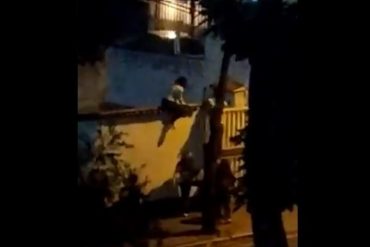 ¡TERRIBLE! Unos 15 colectivos intentaron invadir una quinta en San Bernardino la noche de este #17Ene: vecinos lo impidieron (+Videos)