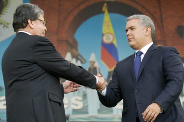 ¡CONMOVIDO! “Pa’lante, presidente”: Iván Duque reveló las últimas palabras que le dijo Carlos Holmes Trujillo antes de morir