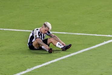 ¡CONMOVIDO! Yeferson Soteldo rompió en llanto tras su derrota ante el Palmeiras en la final de la Copa Libertadores (+Fotos)