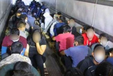 ¡ENTÉRESE! Hallaron a inmigrantes venezolanos escondidos dentro de un camión en ciudad fronteriza en Texas