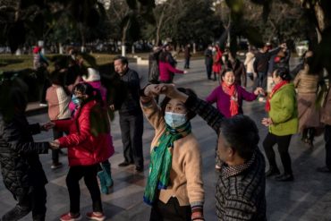 ¡DEBE SABER! El régimen chino intenta limpiar su imagen tras cumplirse un año de la primera muerte por coronavirus en Wuhan