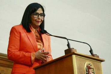 ¡LEA! El cínico mensaje de Delcy Rodríguez a Iván Duque: “Colombia sale huyendo de la Celac y está más aislada que nunca”