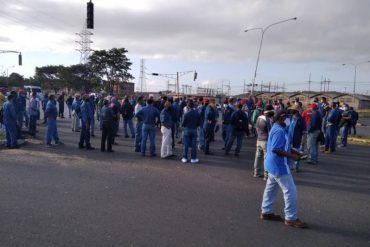 ¡LE CONTAMOS! Trabajadores de Sidor protestaron este #17Feb para exigir mejoras laborales y reactivación de las industrias