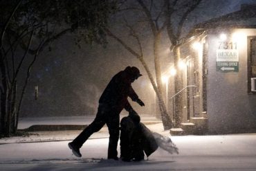 Una enorme tormenta invernal amenaza gran parte de EEUU