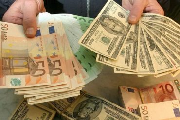 Aseguran que la caída del precio del euro no afectará a la economía venezolana