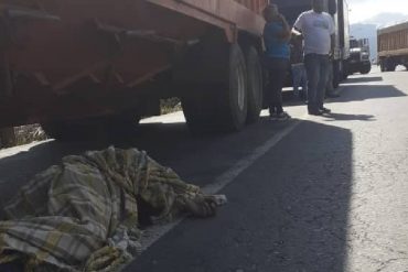 ¡QUÉ HORROR! Un gandolero murió en trágico accidente mientras dormía tranquilamente bajo su vehículo en Carabobo (+Video)