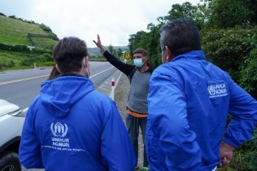 ¡DIÁSPORA! Acnur precisa que más de 500 venezolanos caminan diariamente por las carreteras cercanas a la frontera entre Colombia y Ecuador