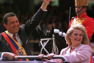 ¡DUROS! “Su único mérito es ser chavista y ex de Chávez”: en redes pasaron coleto con Marisabel Rodríguez por recibir la Sputnik V antes que priorizados (+Video)