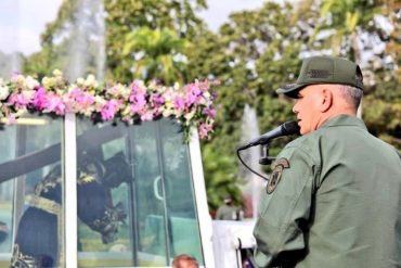 ¿Y LOS DESPLAZADOS? “Protección para los soldados”: lo que Padrino López le pidió al Nazareno este Miércoles Santo (+Video)