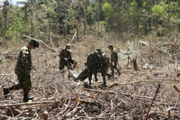 ¡LE DECIMOS! Mueren 10 disidentes de las FARC en el sur de Colombia tras un bombardeo de las Fuerzas Militares