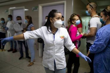 ¡ATENCIÓN! “Hay un aumento exponencial de casos de covid-19. Los centros están colapsados”: la advertencia de esta médico internista a los venezolanos (+Video)