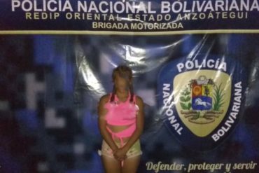 ¡SEPA! Detenidas dos adolescentes en Anzoátegui vinculadas con banda que robaba a conductores: cargaban una granada y municiones en un bolso tricolor