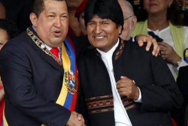 ¡SE LO MOSTRAMOS! «Hace ocho años pasó a la eternidad uno de los más grandes patriotas»: El cursi mensaje de Evo Morales al recordar la muerte de Chávez