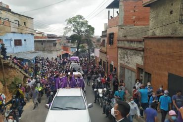 ¡SUSTO! La impresionante multitud que recibió al Nazareno en El Valle este #31Mar: cero distanciamiento social (+Video)