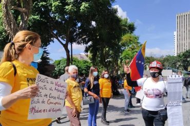 ¡LE CONTAMOS! Mujeres protestan este #8Mar la plaza Brión de Chacaíto en rechazo a los feminicidios y para exigir sus derechos: “Ni una más”