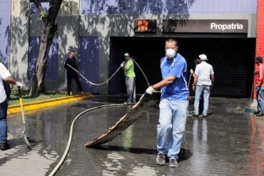 ¡DESIDIA TOTAL! Impidieron acceso de usuarios a la estación Propatria del Metro de Caracas por problemas eléctricos #29Abr (+Video)