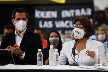 ¡LE DECIMOS! Sector Salud convocó a una protesta el próximo #17Abr para exigir el ingreso de vacunas al país