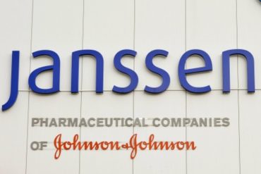 ¡LO MÁS RECIENTE! Agencia Europea del Medicamento dice que “no está claro” si hay relación entre la vacuna de Johnson & Johnson y casos de coágulos