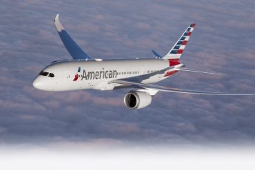 ¡VEA! Pasajeros protagonizaron una “trifulca” en el aeropuerto de Miami por no conseguir disponibilidad para un vuelo de American Airlines (+Video bochornoso)