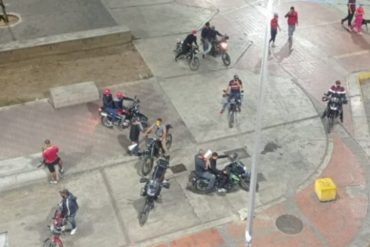¡TERRIBLE! Colectivos intimidaron a vecinos de La Candelaria para hacer cumplir cuarentena radical bajo amenazas: “Siembran terror en Caracas”