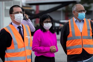 ¡CINISMO! Régimen dijo que programa de vacunación contra el covid-19 marcha “de manera rápida” (pero menos de 5% de la población ha sido inmunizada)