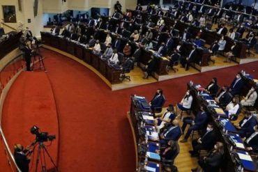 ¡ATENTOS! Congreso de El Salvador, afín a Bukele, destituye a jueces de la Corte Suprema y genera revuelo: “Rompe con el Estado de derecho”