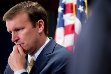 ¡ASÍ LO DIJO! “Es una política equivocada”: senador demócrata Chris Murphy instó al gobierno de Biden a permitir intercambio de diésel con Venezuela