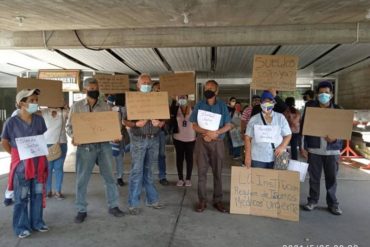 ¡ATENTOS! Trabajadores del sector salud protestan en Mérida este #25May para exigir vacunación masiva