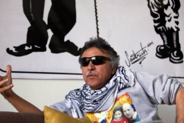 ¡LO QUE DEBES SABER! Jesús Santrich, el guerrillero que “negoció” la paz, se fugó y volvió a la selva para retomar las armas y fundar otro grupo narcotraficante