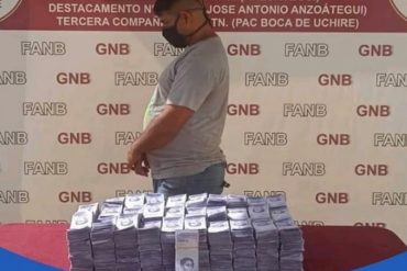 ¡SE LO DECIMOS! Detenido un hombre en Anzoátegui por llevar consigo Bs 13.931 millones de bolívares en un bolso viajero