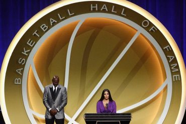 ¡ESTREMECEDOR! “Lo conseguiste. Eres un auténtico campeón”: las emotivas palabras de Vanessa Bryant a Kobe en su ingreso al Salón de la Fama (+Video)