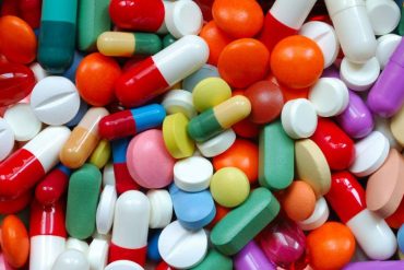 A la OMS le preocupa el estancamiento en desarrollo de nuevos antibióticos: advierten que hará a la población más vulnerable a infecciones