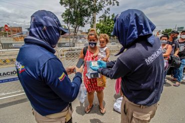 ¡IMPORTANTE! Venezolanos con doble nacionalidad podrán cruzar el puente hacia Colombia para vacunarse contra el covid-19 (+lo que deberá hacer)