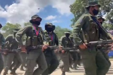 ¡LE MOSTRAMOS! “Somos socialistas, antimperialistas, revolucionarios y también chavistas”: el canto de los militares durante el desfile de la Batalla de Carabobo este #24Jun