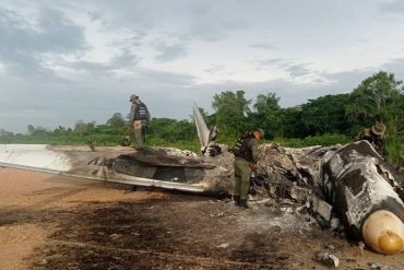 ¡ENTÉRESE! Hallaron una narcoavioneta calcinada y una pista clandestina en el estado Zulia (+Fotos)