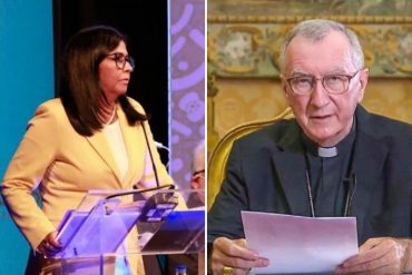 ¡SE PASÓ! Delcy Rodríguez chateaba mientras se leía el mensaje de Pietro Parolin con recomendaciones del Vaticano sobre la crisis en Venezuela (+Video)