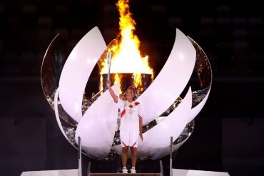¡HISTÓRICO! La tenista japonesa Naomi Osaka encendió el pebetero para inaugurar oficialmente los Juegos Olímpicos de Tokio 2020 (+Fotos) (+Video)