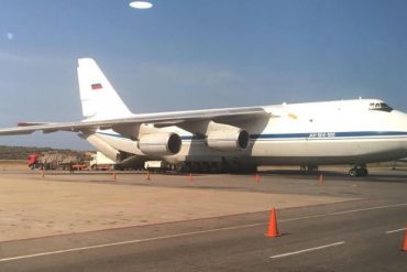 ¡CURIOSO! Aseguran que un avión ruso aterrizó en el aeropuerto de Maiquetía antes de llevar ayuda humanitaria a Cuba (+Detalles)